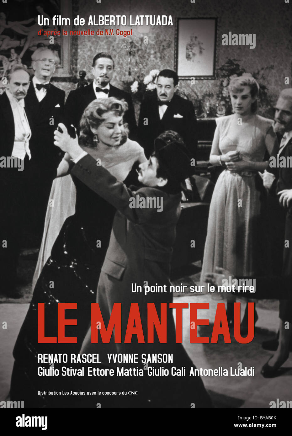 Il Cappotto Year : 1952 Italy Director : Alberto Lattuada Yvonne Sanson , Renato  Rascel Movie poster (Fr Stock Photo - Alamy