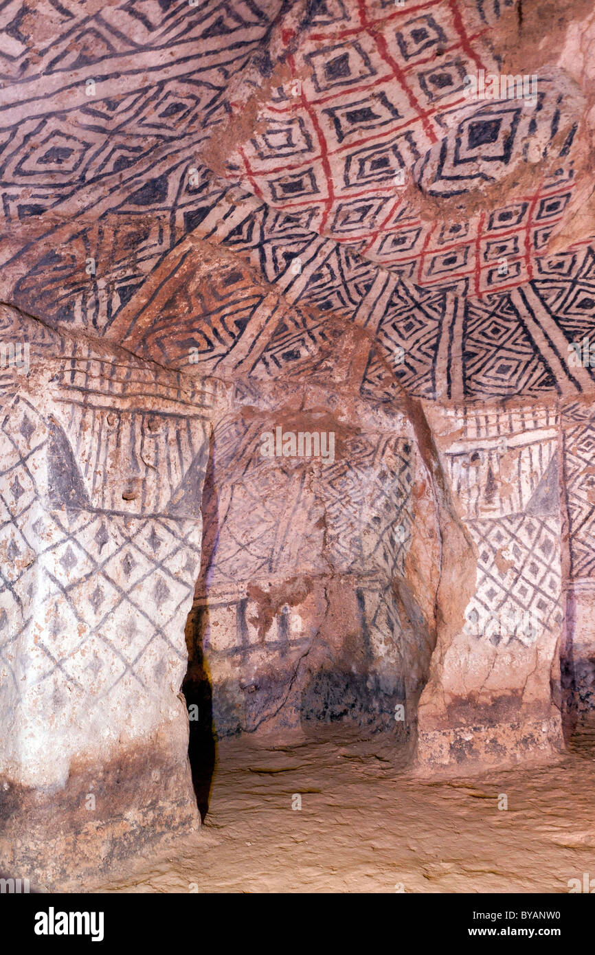 Tierradentro tomb UNESCO world heritage site in Colombia (Segovia), white, black and red paintings from ancient people Stock Photo
