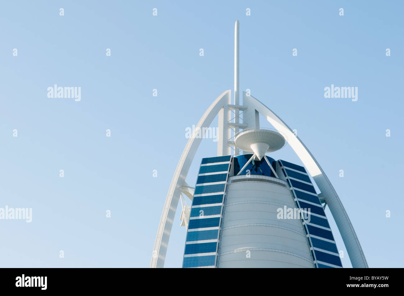 Helicopter hotel hi-res stock photography and images - Alamy