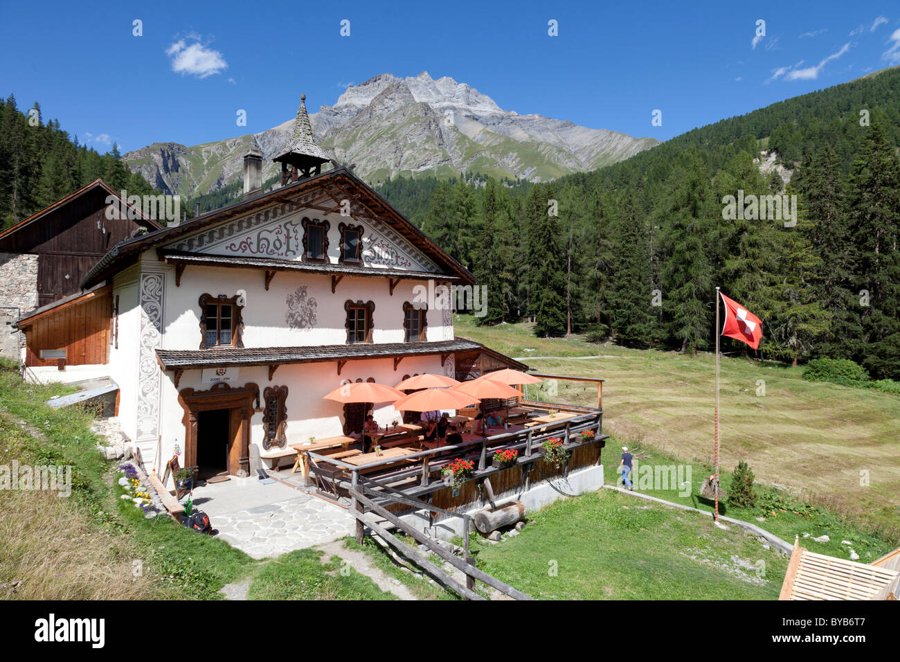Swiss mountain hut hi-res stock photography and images - Alamy
