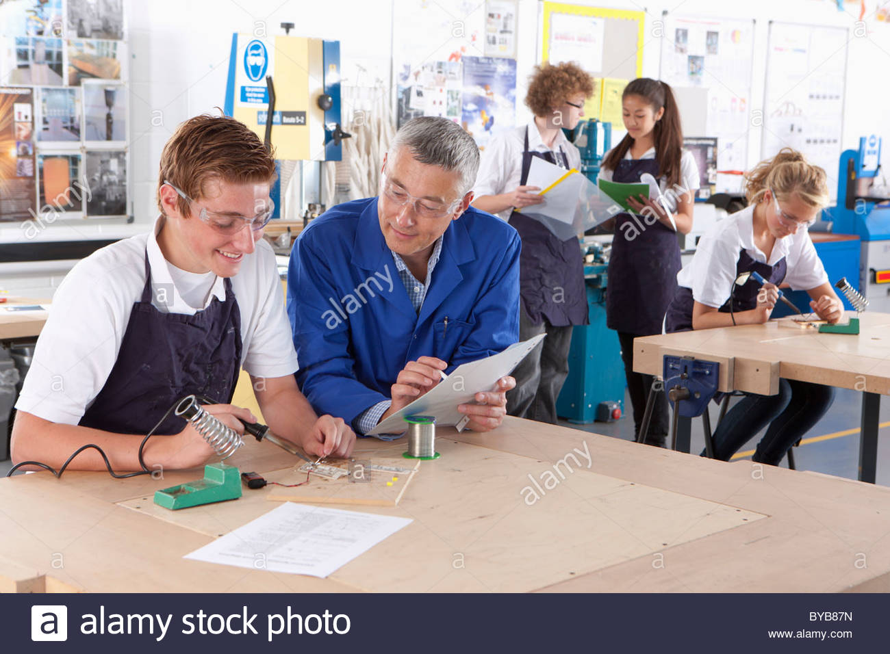 Soldering Stock Photos & Soldering Stock Images Alamy