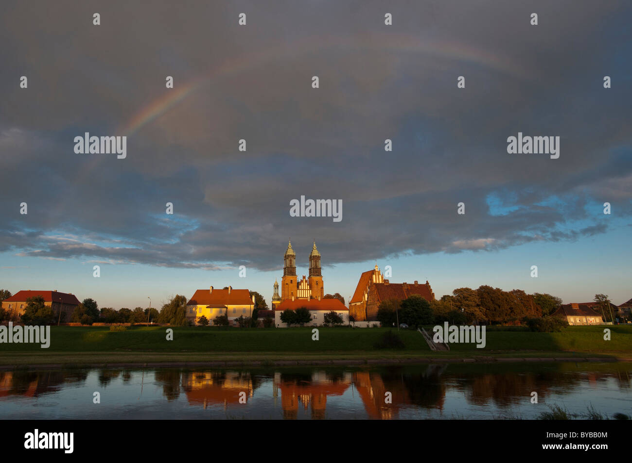 Rainbow over the Basilica of St. Peter and St. Paul reflected in the Vistula river, Poznan, Wielkopolska, Poland, Europe Stock Photo