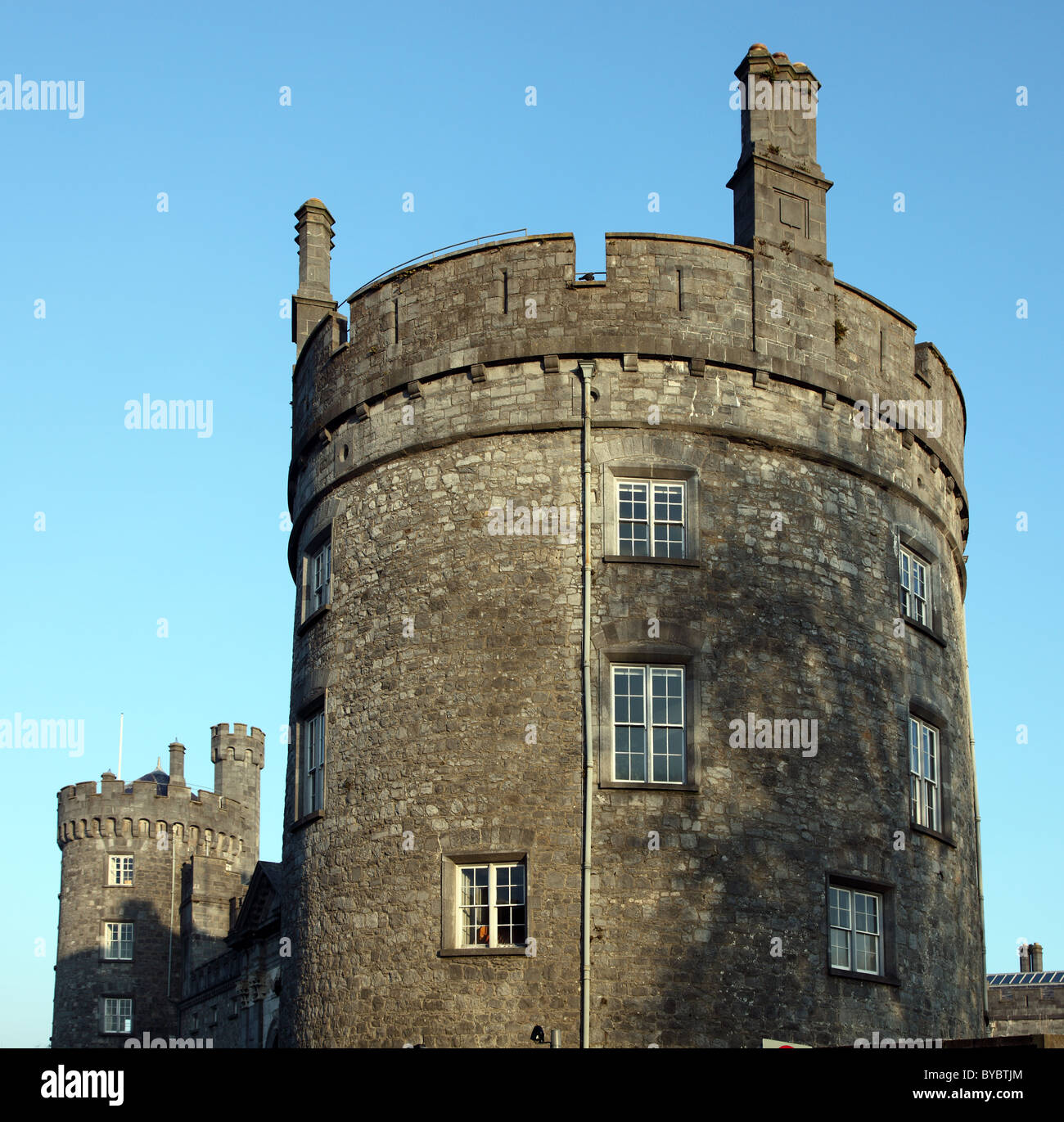 Kilkenny castle hi-res stock photography and images - Alamy