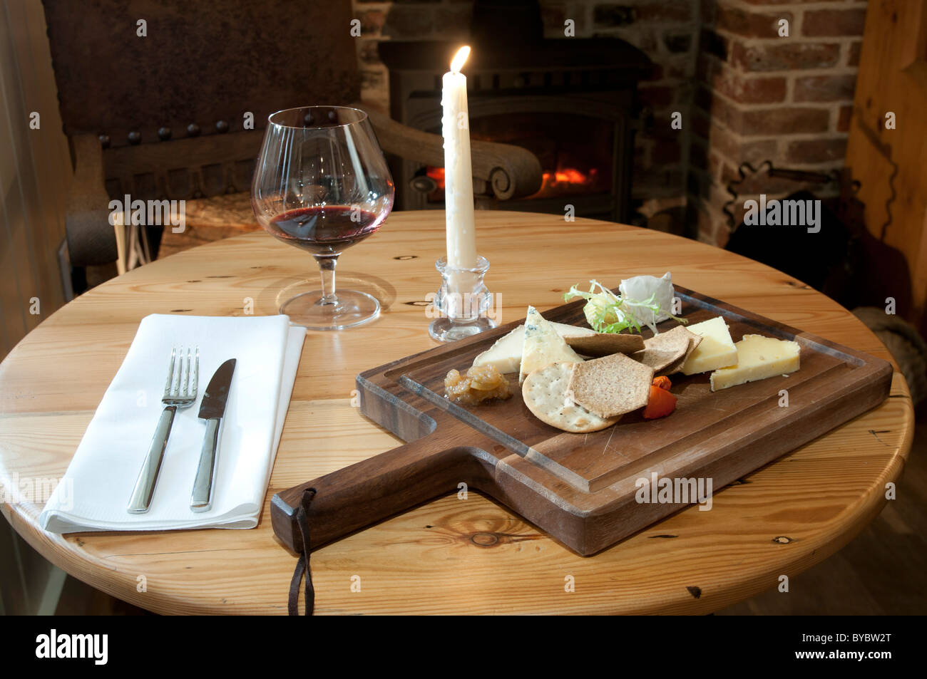 cheese board lunch port service fireside Stock Photo Alamy