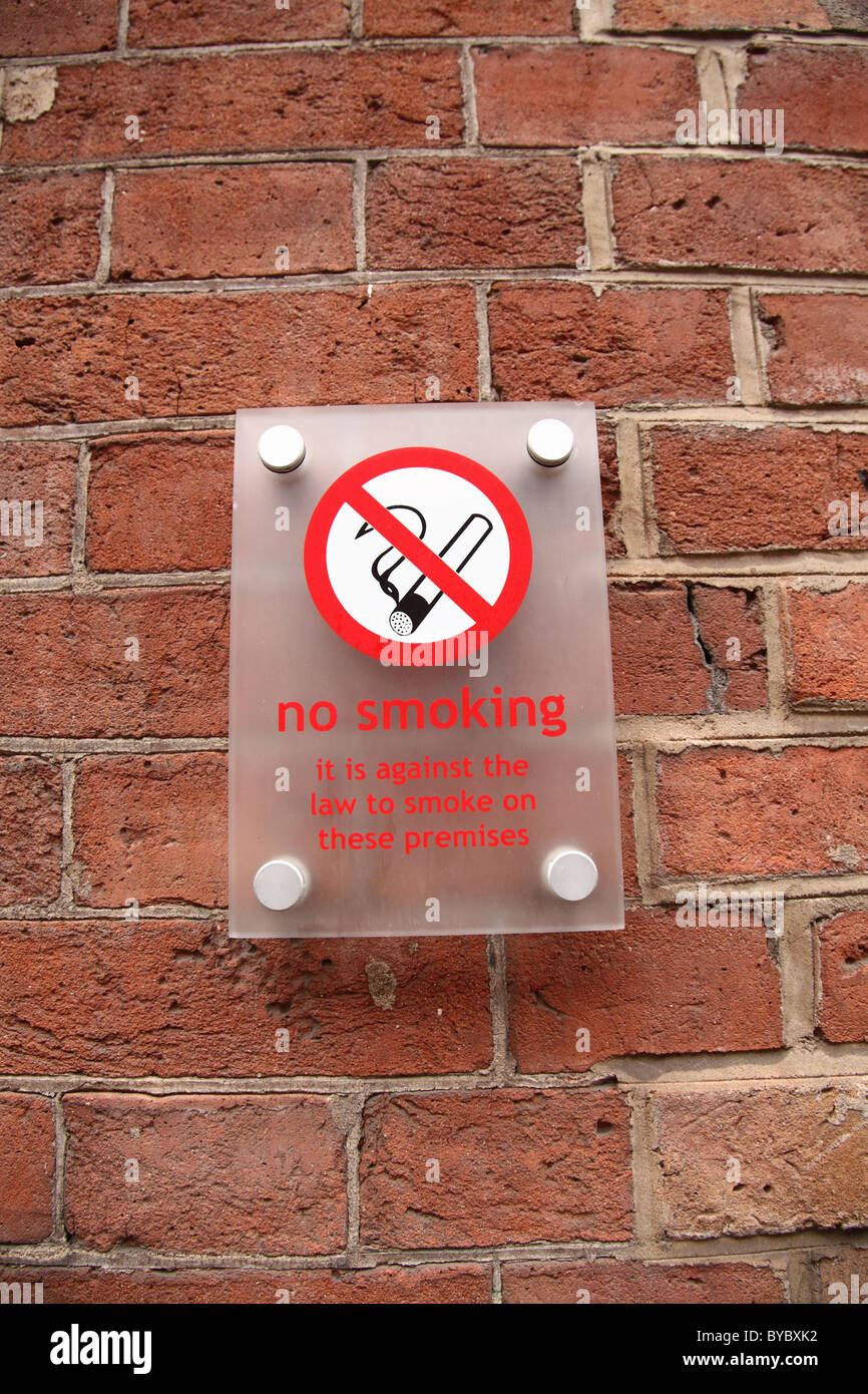 No Smoking Sign Office High Resolution Stock Photography and Images - Alamy