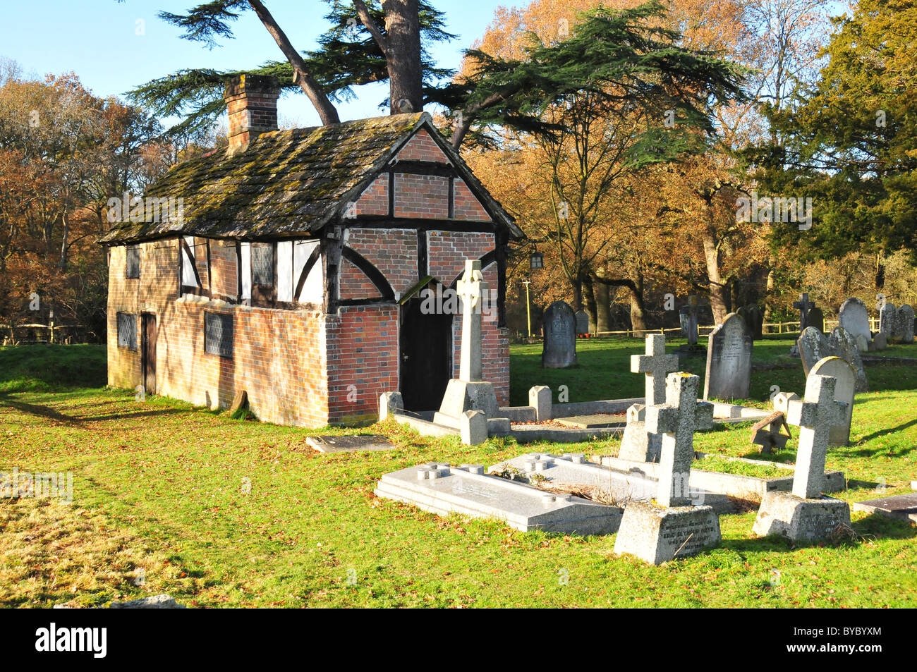 Itchingfield parish church priest house Stock Photo Alamy