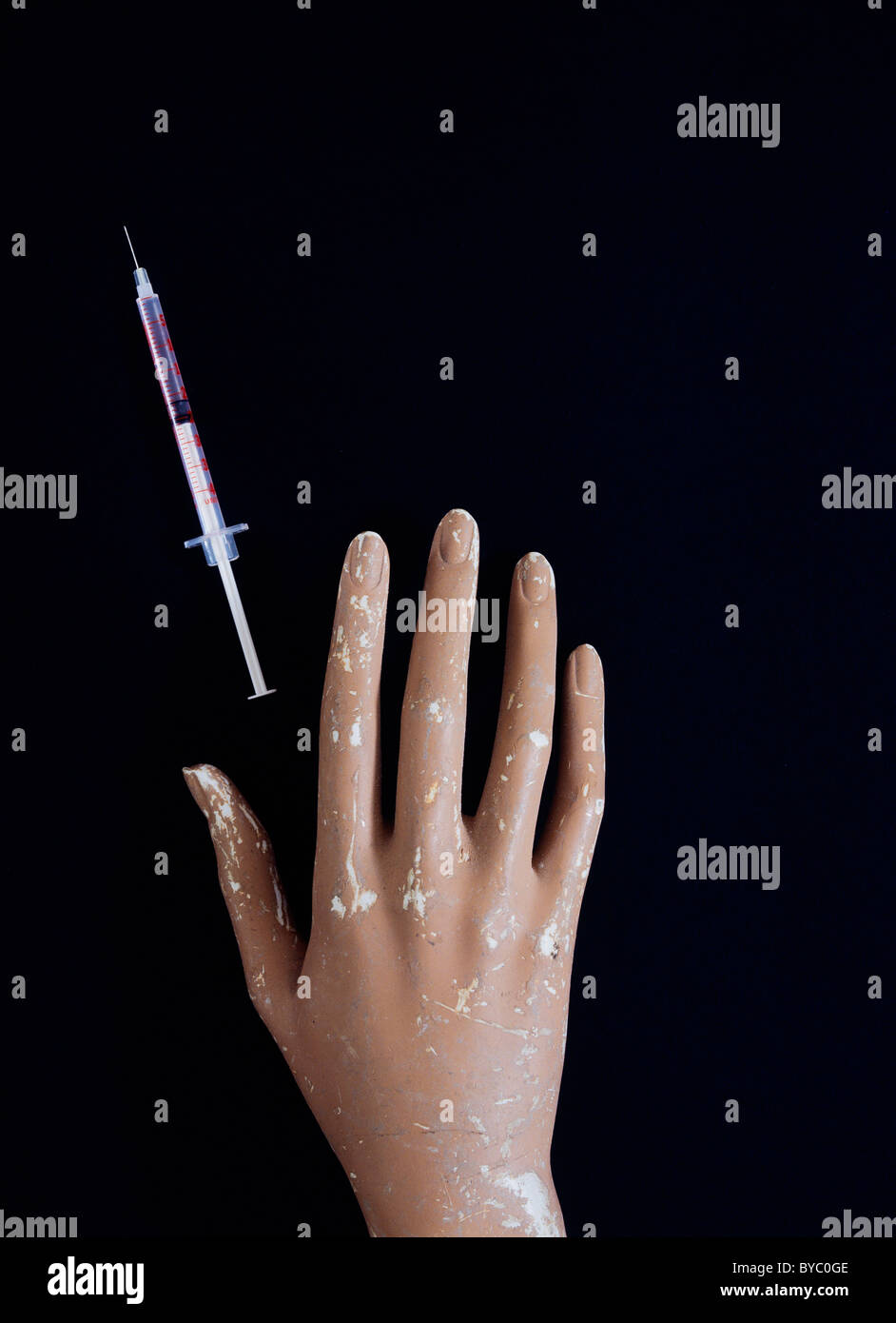 DUMMY HAND WITH HYPODERMIC NEEDLE Stock Photo Alamy