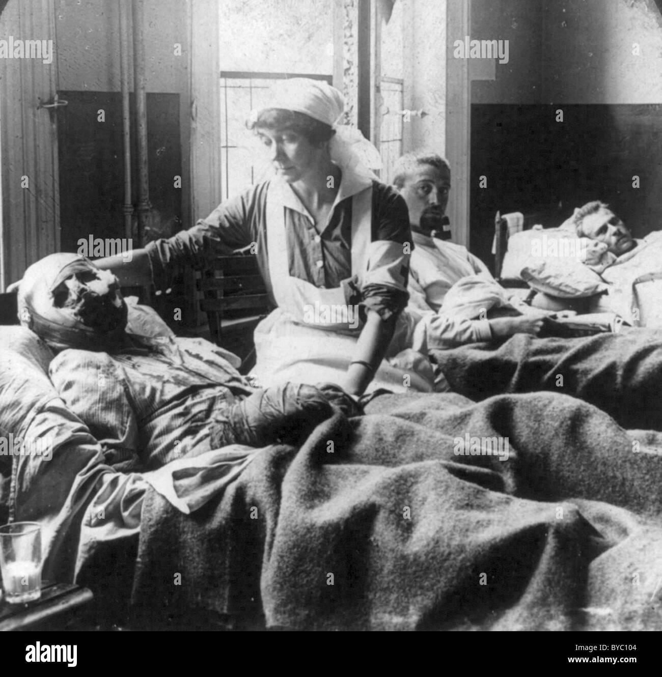 Belgian wounded, Antwerp hospital 1915 Stock Photo
