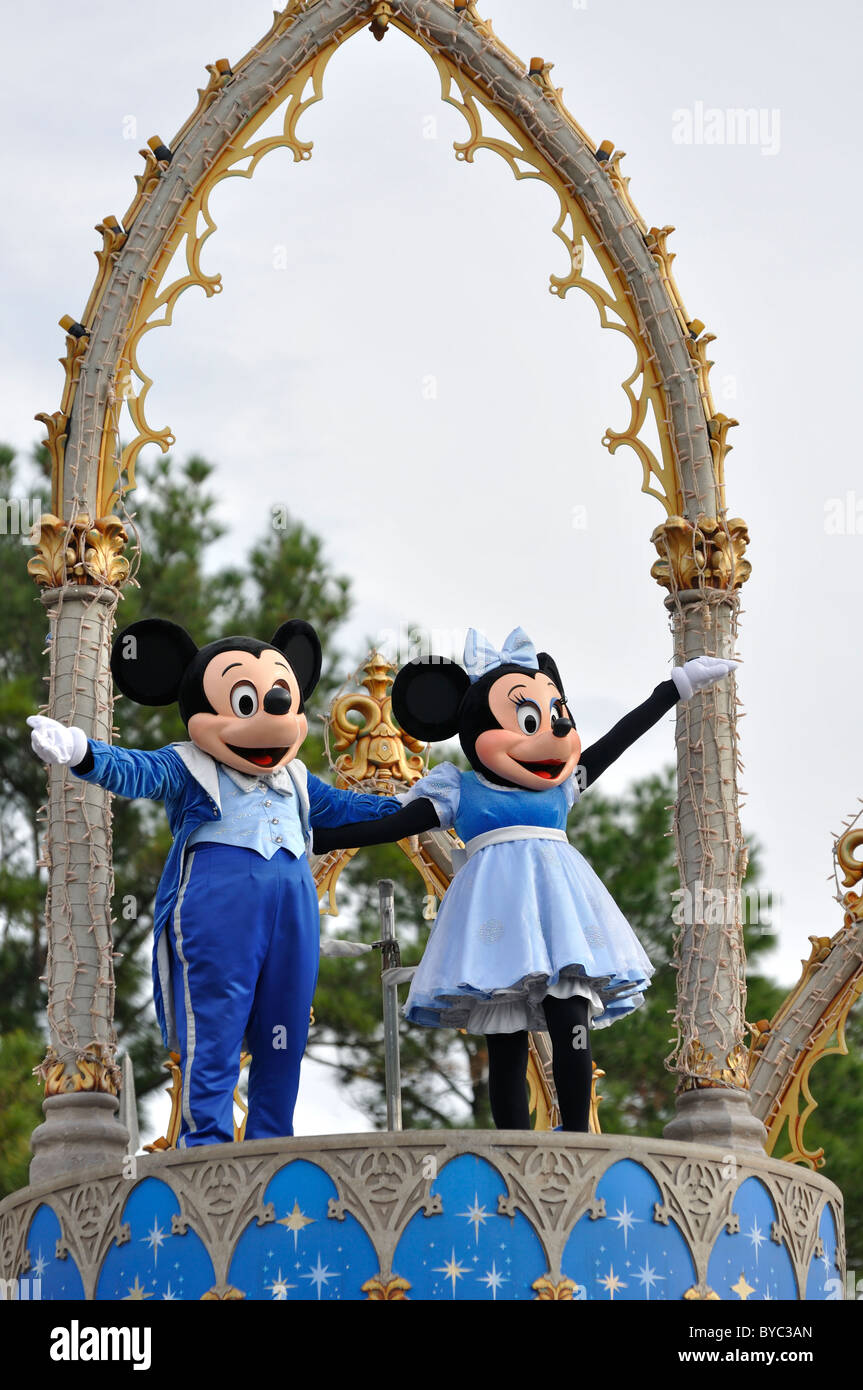 Minnie mouse hi-res stock photography and images - Page 3 - Alamy