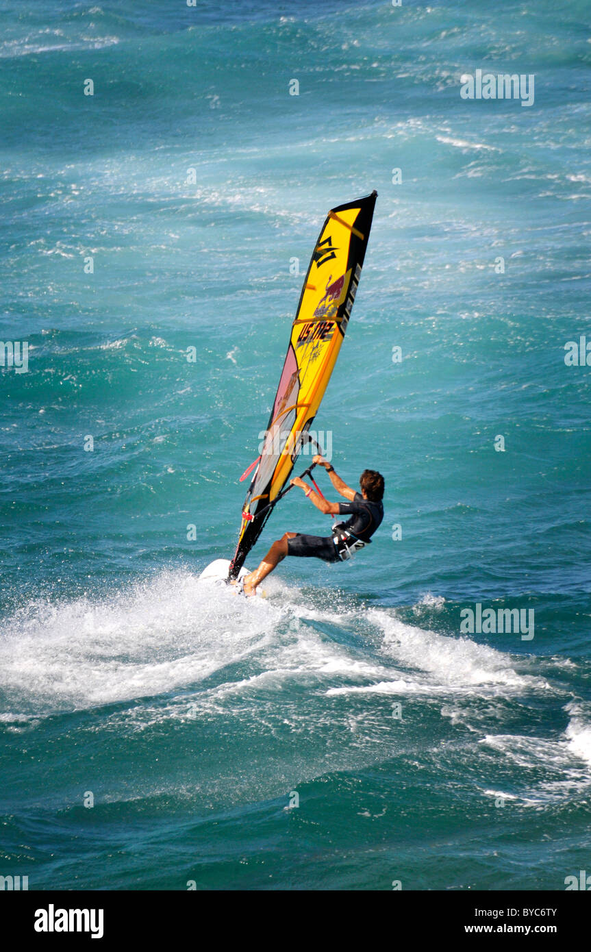 Windsurfing Kanaha Beach Maui Hawaii Pacific Ocean Stock Photo Alamy