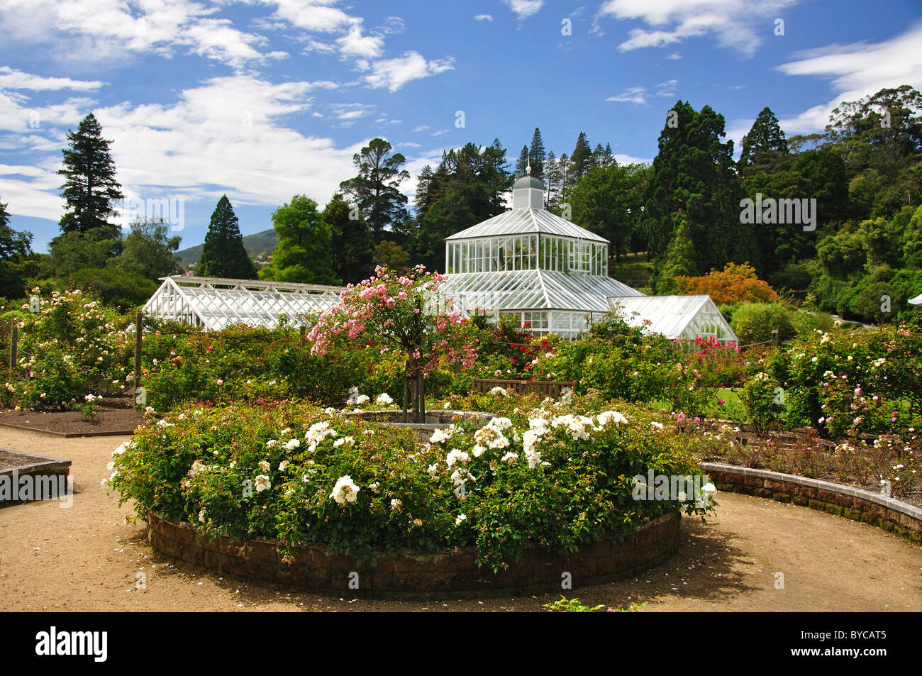 Winter Garden Glasshouse from Rose Gardens, Dunedin Botanical Gardens ...