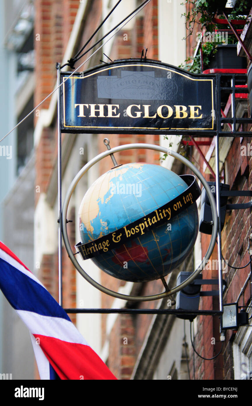 The Globe Pub Sign, Bow Street, London, England, UK Stock Photo