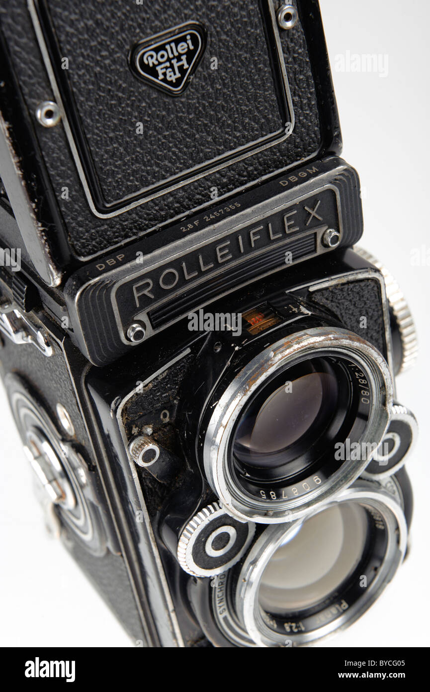 Rolleiflex 2.8F Twin Lens Reflex (TLR) old film camera Stock Photo Alamy