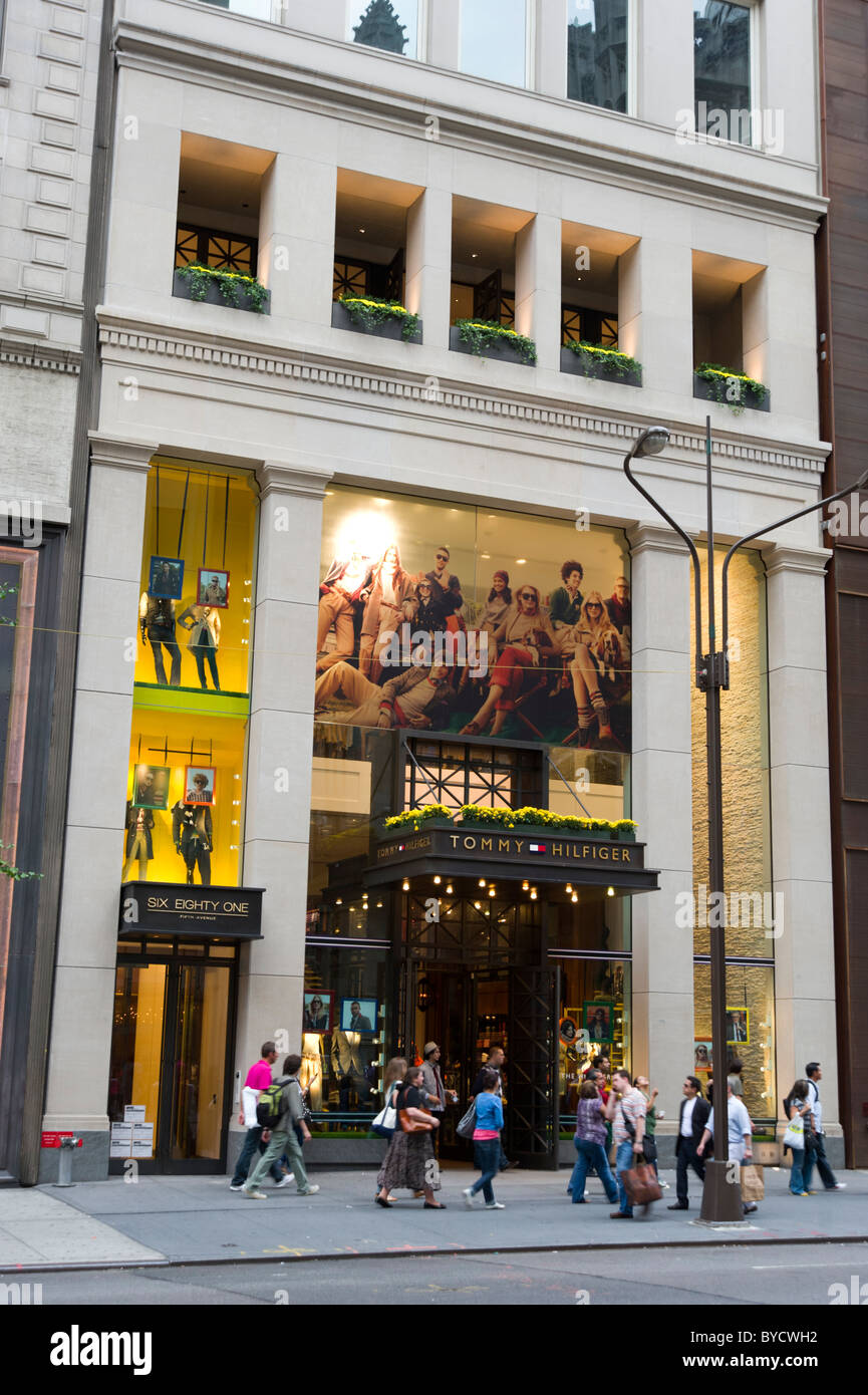 Tommy Hilfiger store on Fifth Avenue, New York City, USA Stock Photo - Alamy