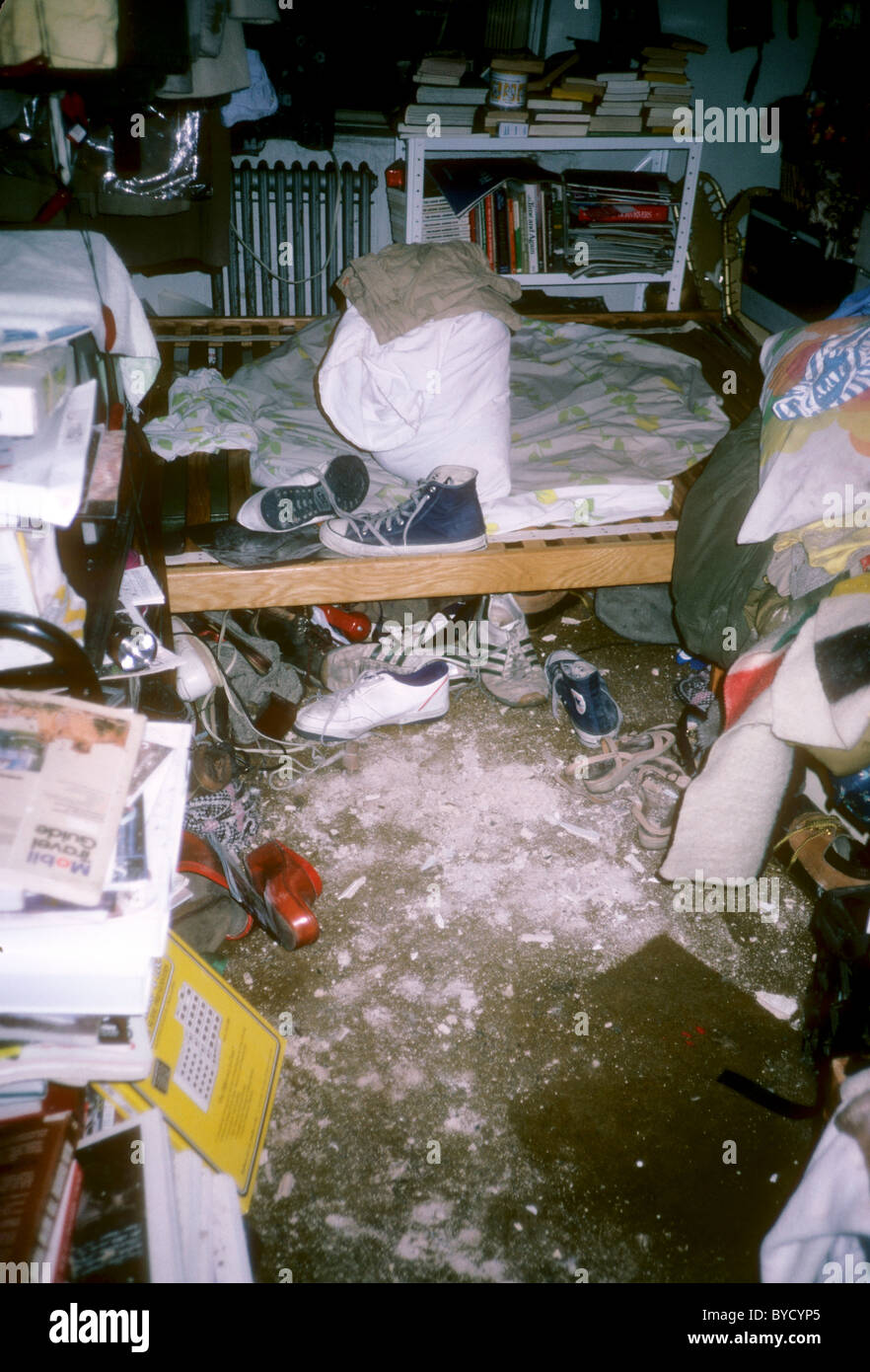 A hoarders apartment in New York seen on April 1987. (© Richard B. Levine) Stock Photo