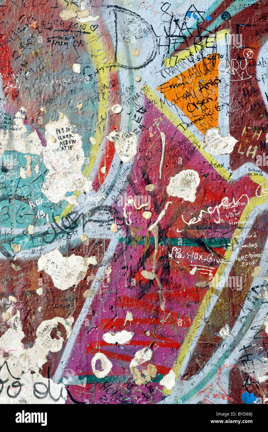 Graffiti historical germany berlin hi-res stock photography and images ...