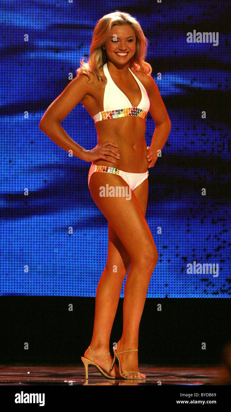 Karissa staples miss maine 2007 hi-res stock photography and images - Alamy