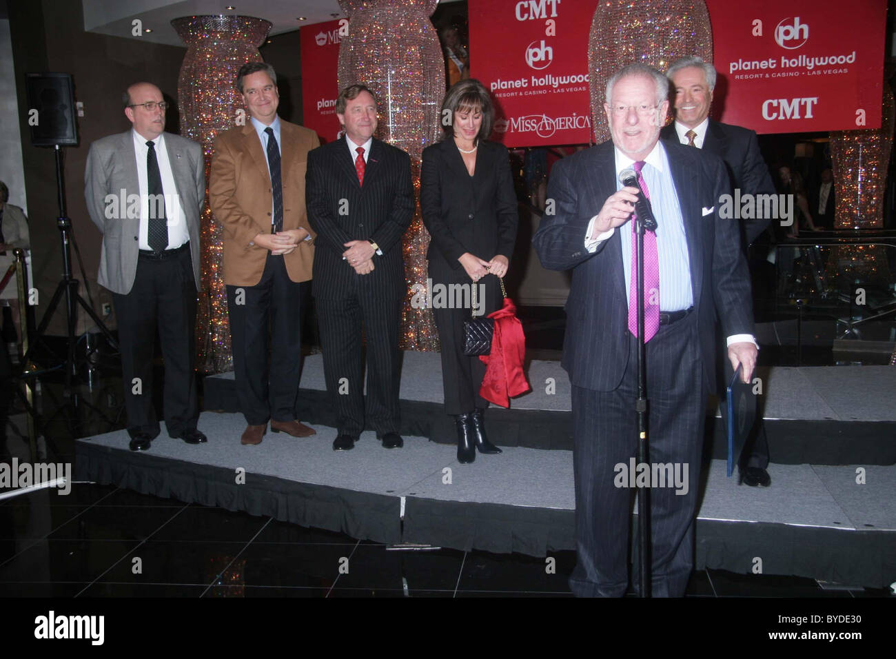 Mayor Oscar Goodman and Pageant Executives 2007 Miss America Contestants Arrival Ceremony held