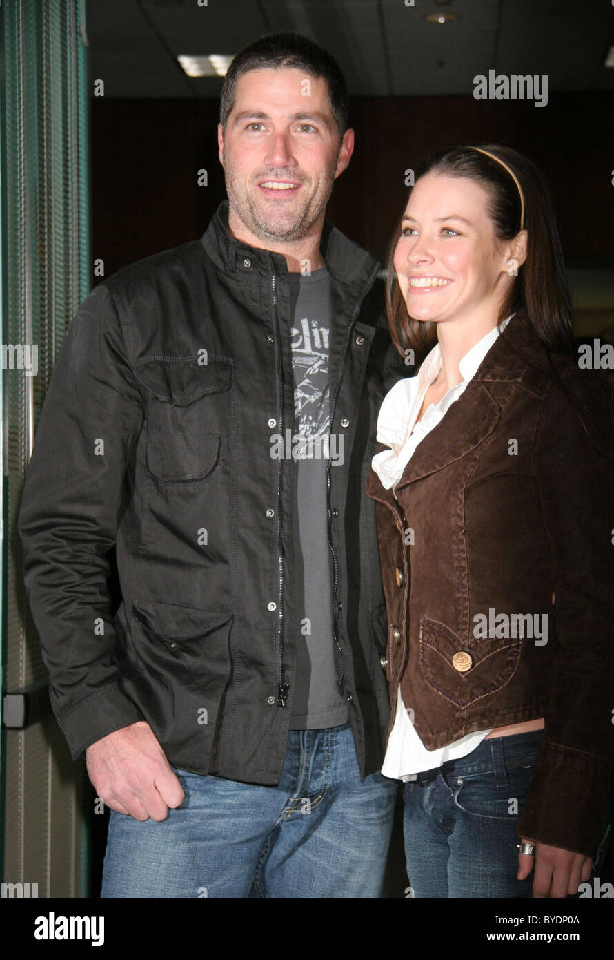 Matthew fox evangeline lilly hi-res stock photography and images - Alamy