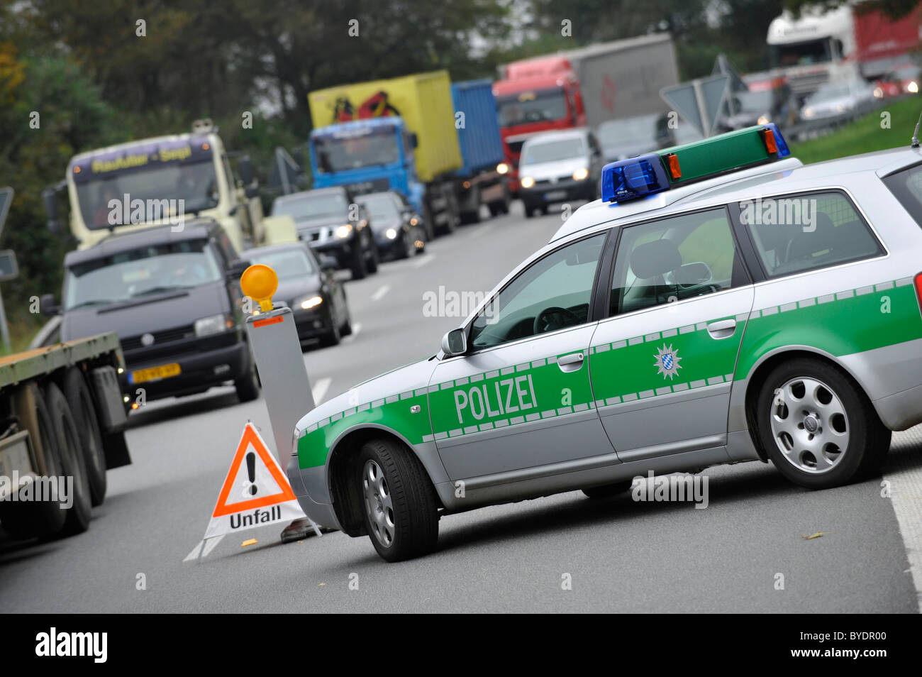police checkpoint on the autobahn a8 motorway near rosenheim bavaria germany europe stock photo alamy