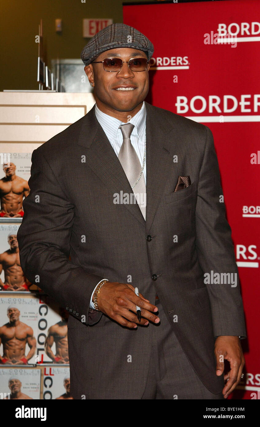 LL Cool J aka James Todd Smith signs copies of his new book \, image size:847x1390
