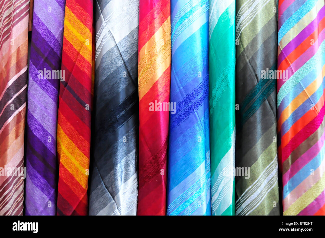 Different coloured cloths hi-res stock photography and images - Alamy