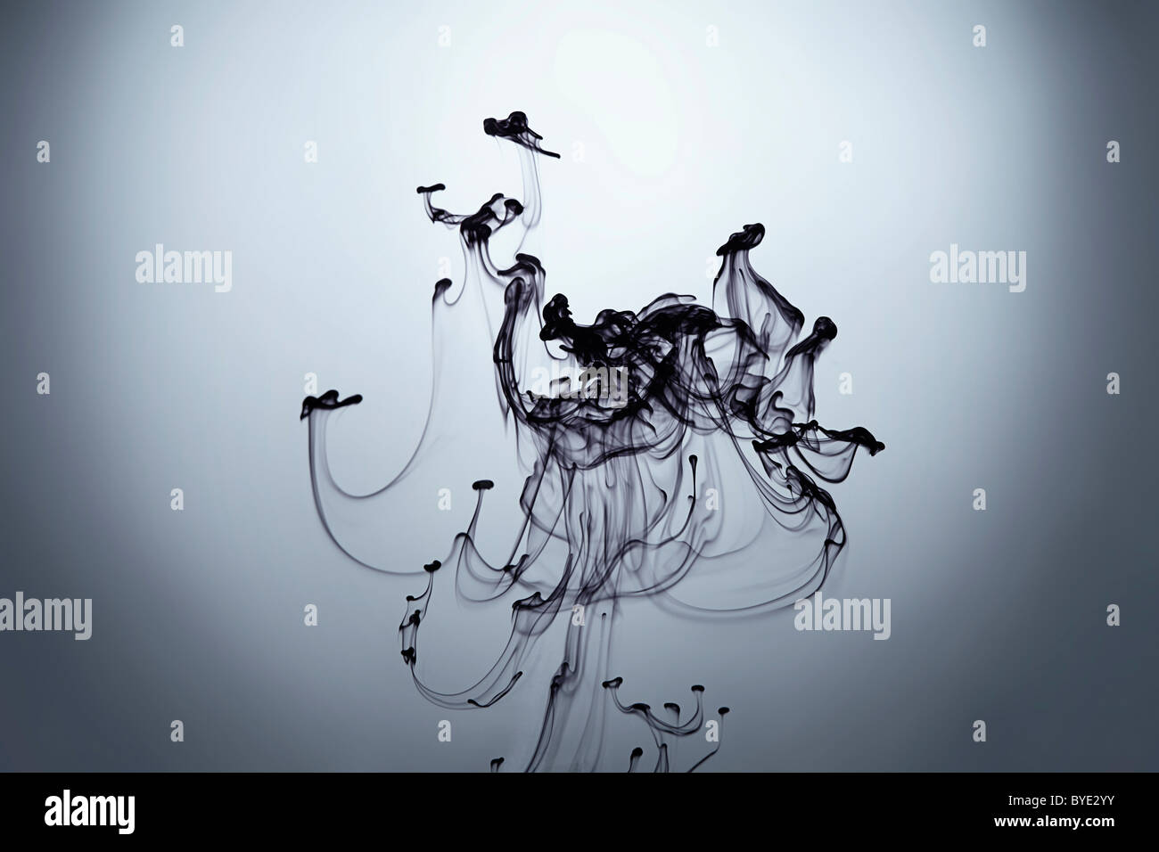 Ink dissolving water hi-res stock photography and images - Alamy