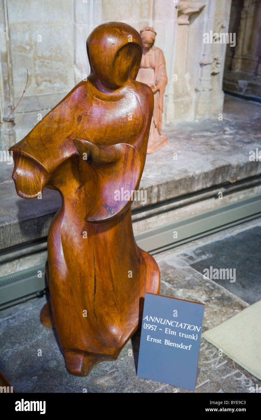Annunciation, wooden sculpture by Ernst Blensdorf, 1957, Salisbury