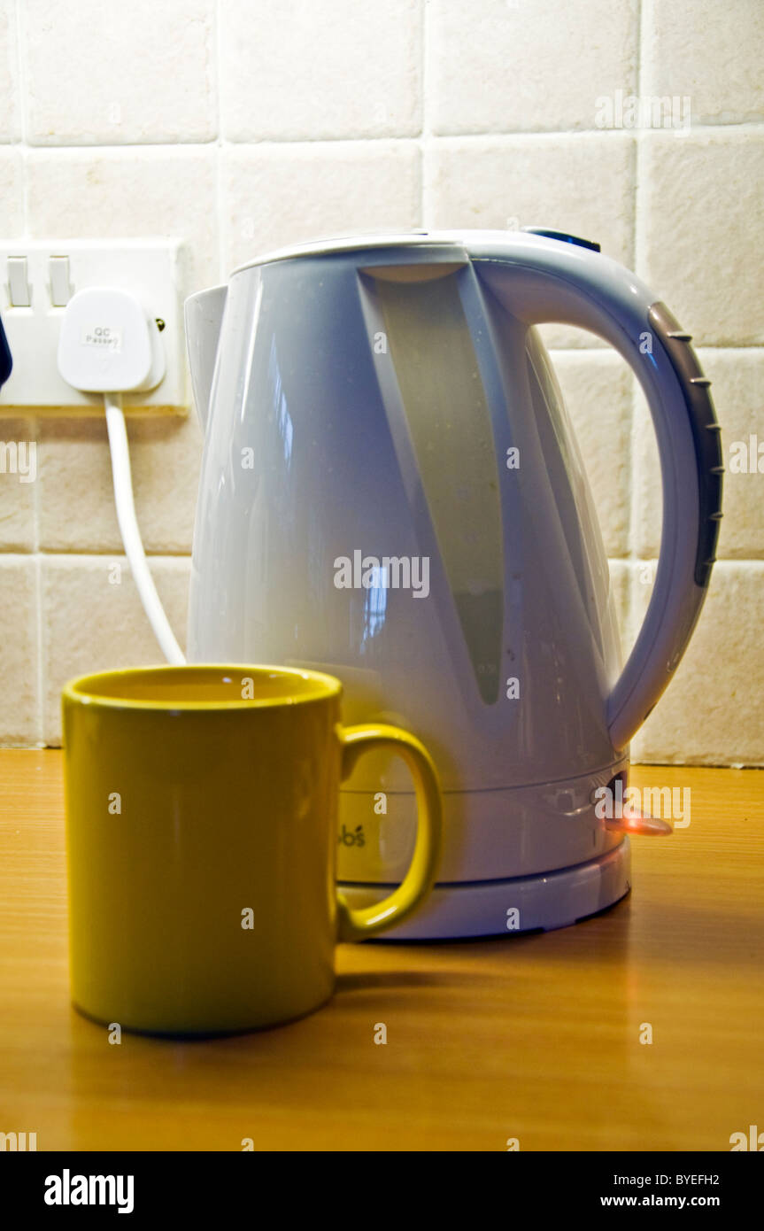 Electric kettle power plug hi-res stock photography and images - Alamy