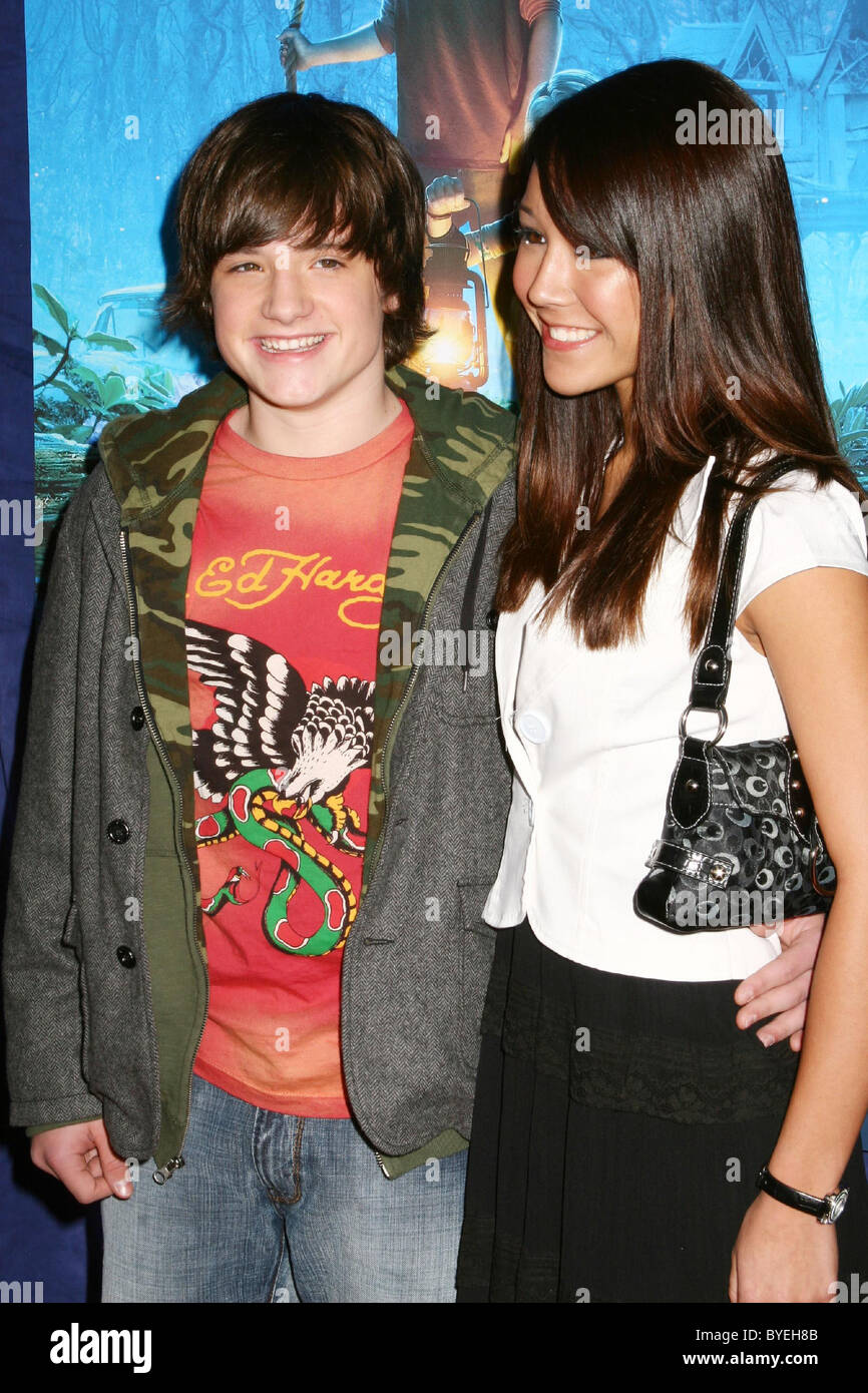 Josh Hutcherson And Girlfriend