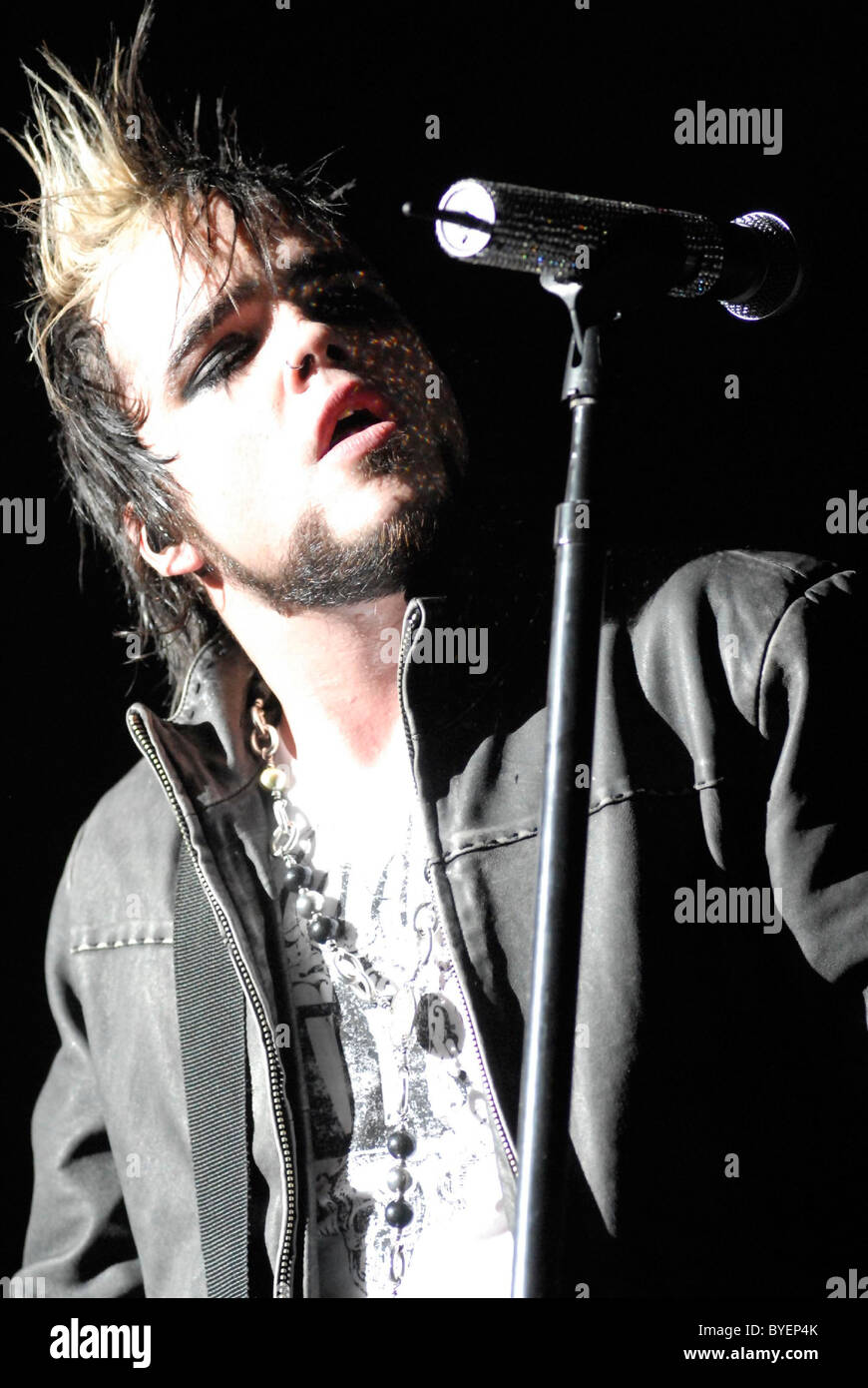 lukas-rossi-rockstar-supernova-performing-hi-res-stock-photography-and