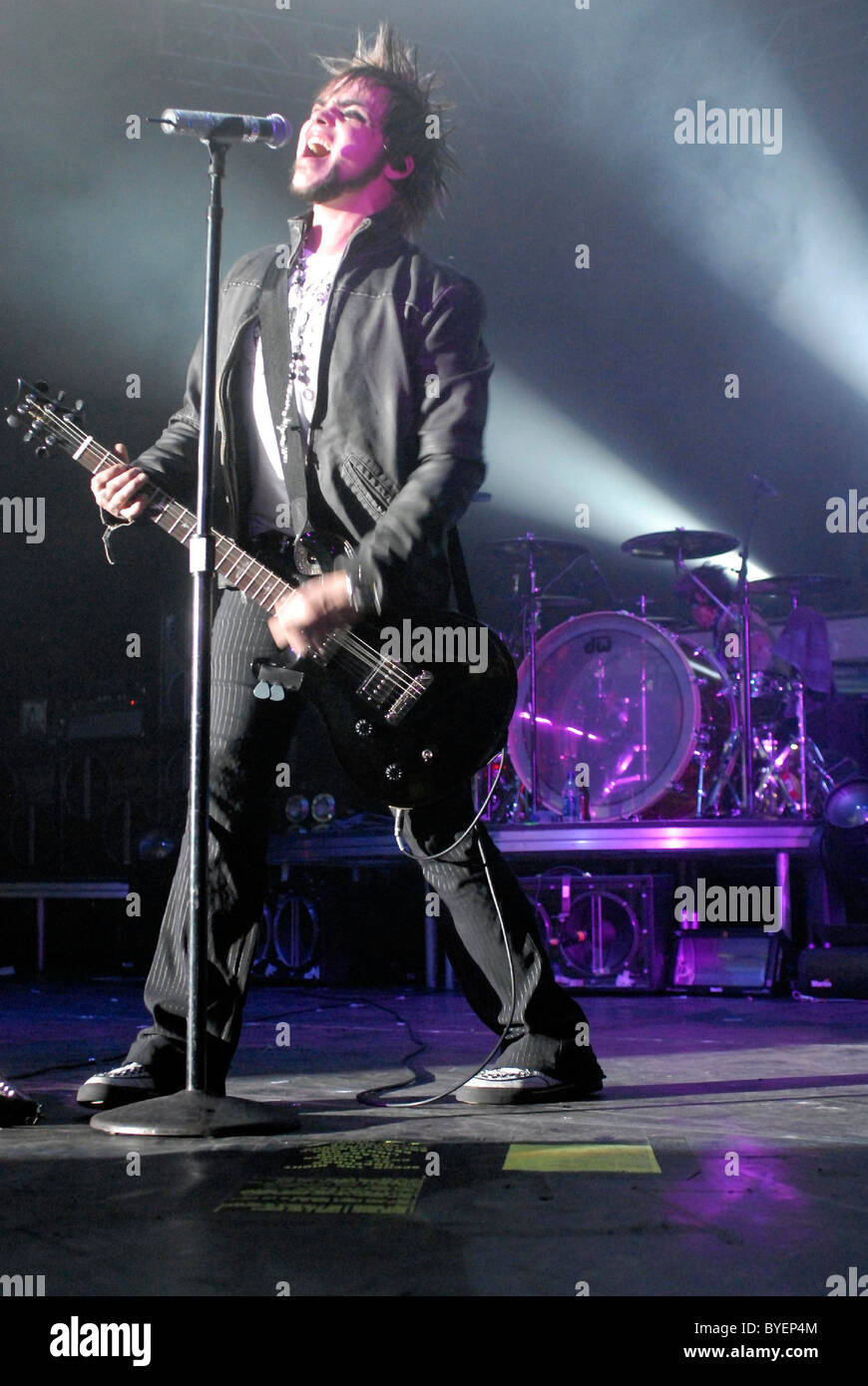 lukas-rossi-rockstar-supernova-performing-hi-res-stock-photography-and