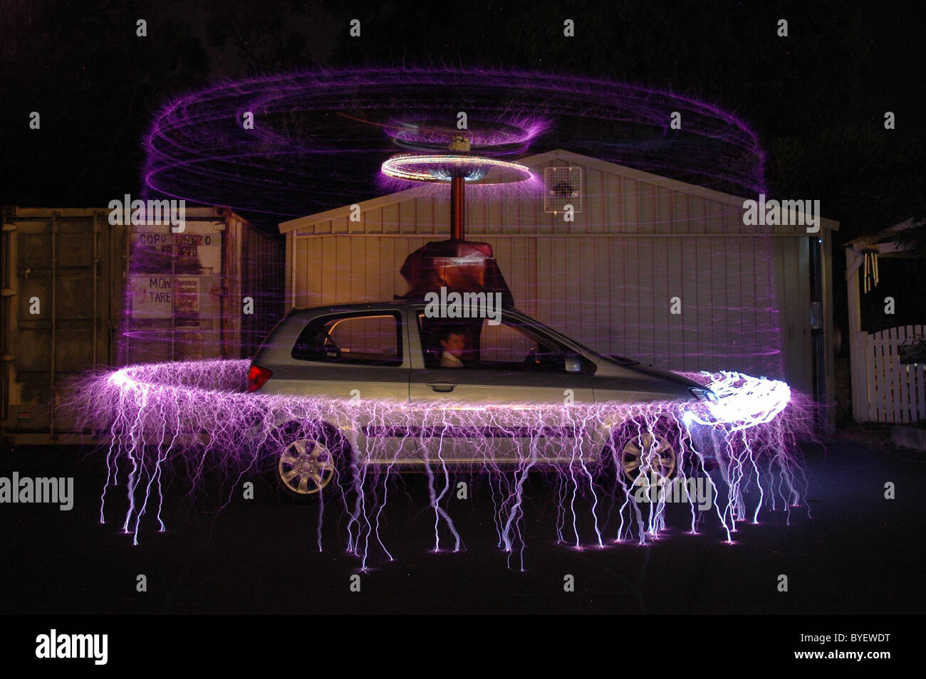 ELECTRIC MAGIC Electric magician Peter Terren can crush soft drink cans