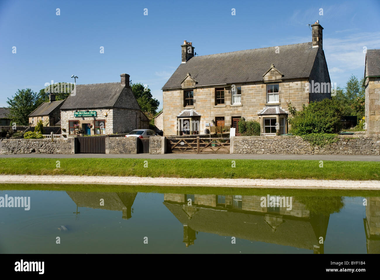 Hartington village square and the Old Cheese Shop in Derbyshire Stock