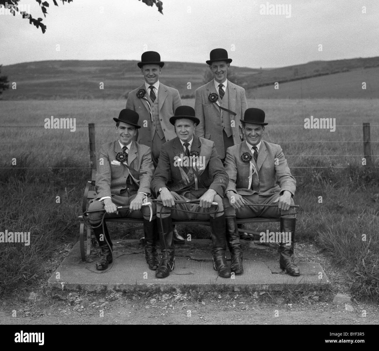Standard bearer and attendants portrait 1959 Stock Photo Alamy
