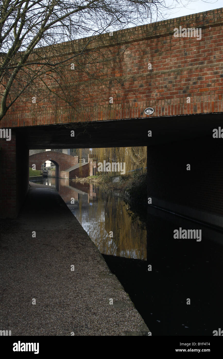 Bridge over chesterfield canal, Rhodesia, Worksop Stock Photo Alamy