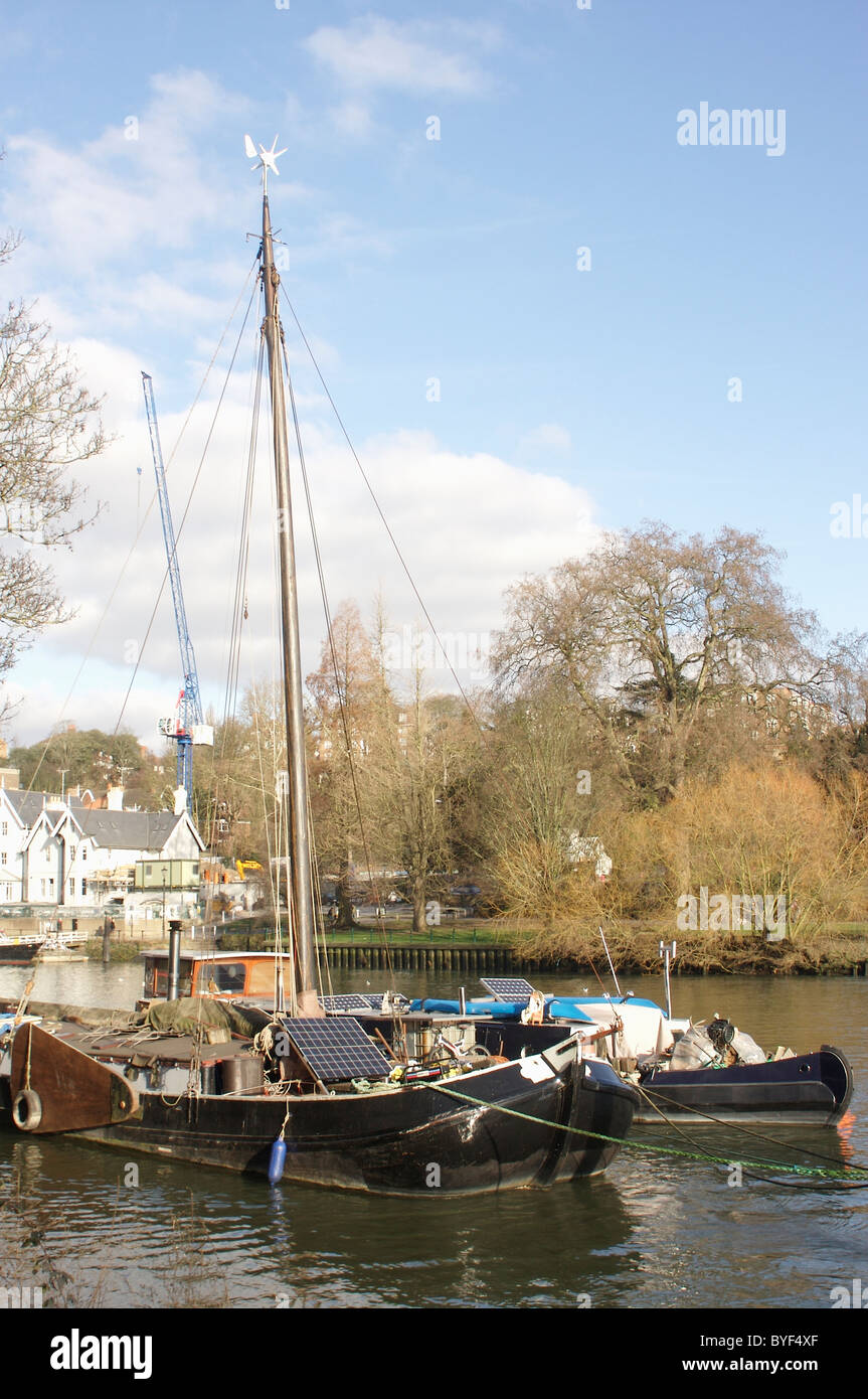 Houseboats moored on the river Thames near Richmond Upon Thames Stock Photo
