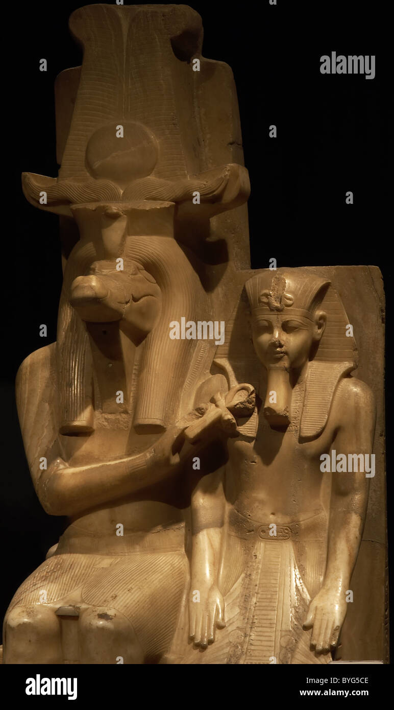 Statue of Amenhotep III (Neb-Maat-Ra) and Sobek c.1390-1352 BC. Egypt. Stock Photo