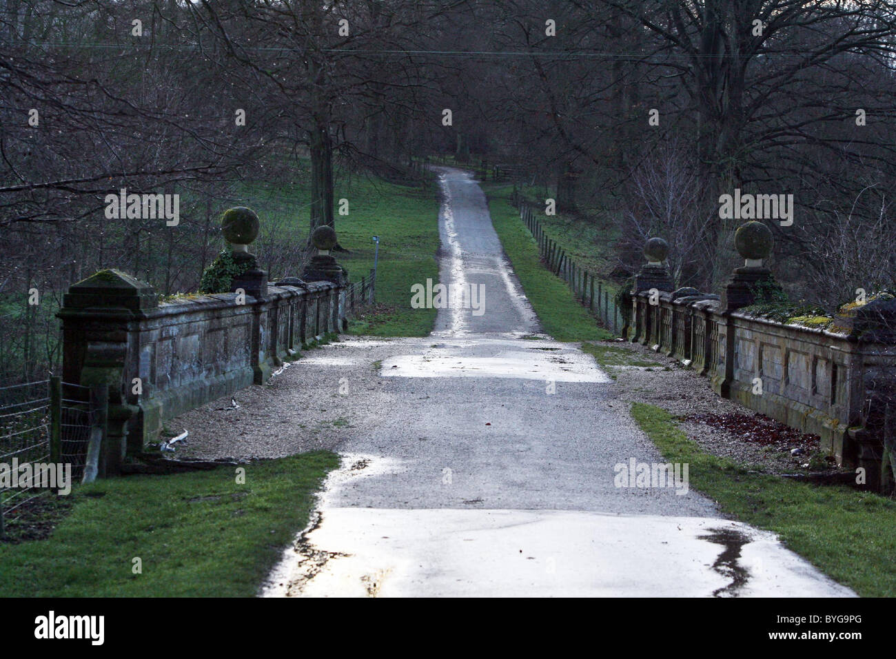 Elizabeth hurley arun nayer hi-res stock photography and images - Alamy