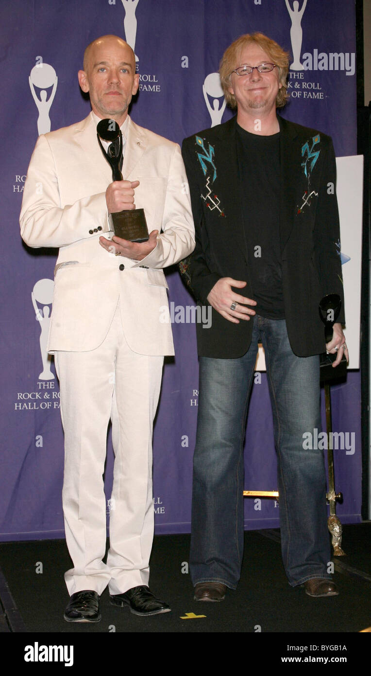 Michael stipe mike mills r e m hires stock photography and images Alamy