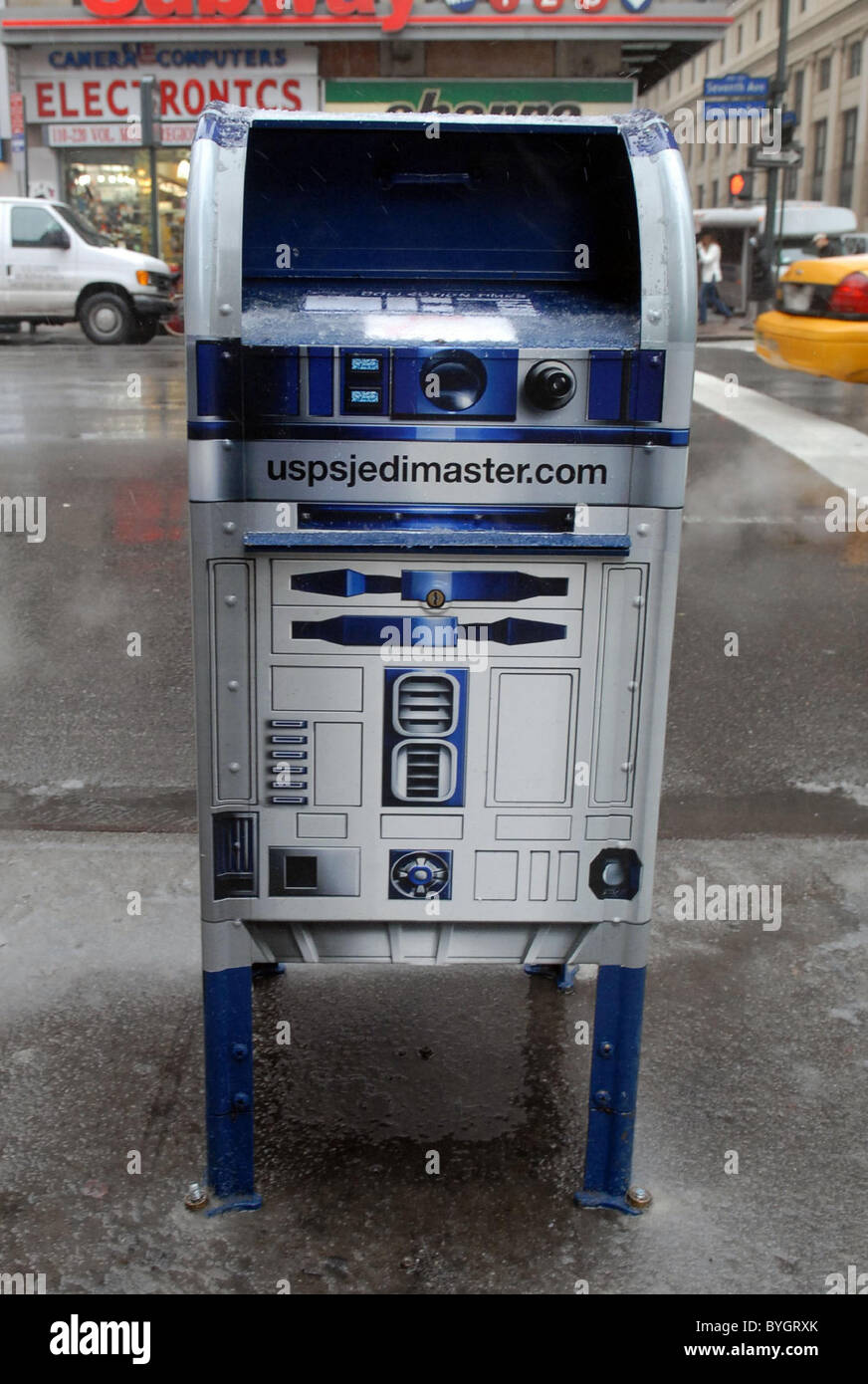 R2-D2 INSPIRES POST BOX DESIGN Beloved STAR WARS droid R2-D2 is to be ...