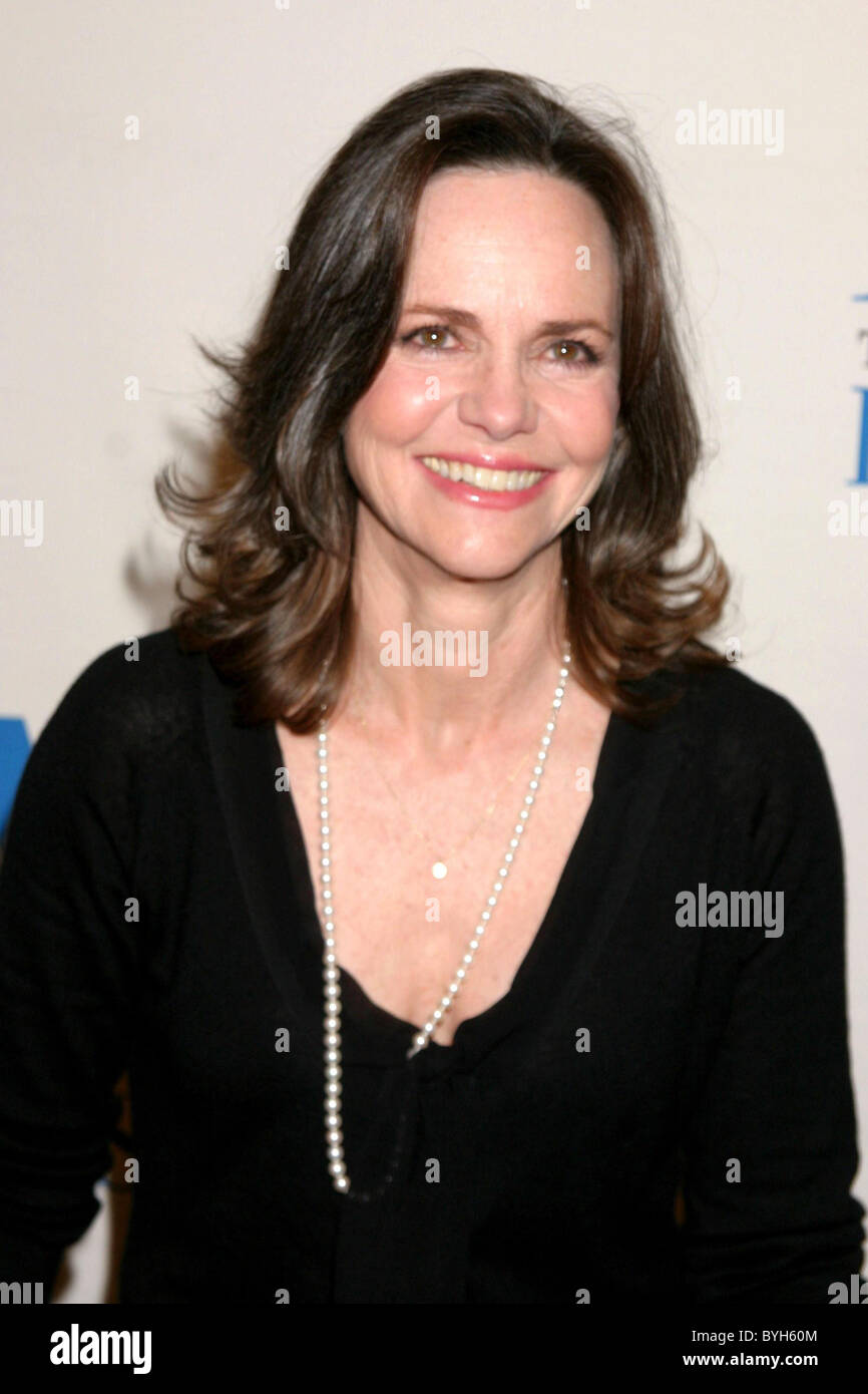 Sally Field 'Brothers & Sisters' honored at the 24th Annual William S. Paley Television Festival held at the Director's Guild Stock Photo