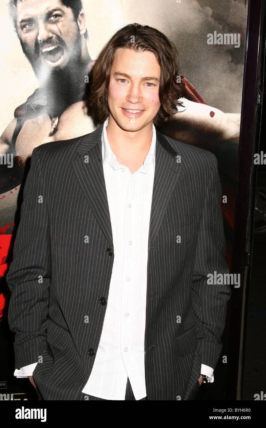 Tom Wisdom at the premiere of '300' held at Grauman's Chinese Theater -  Arrivals Hollywood, California - 05.03.07 Stock Photo - Alamy