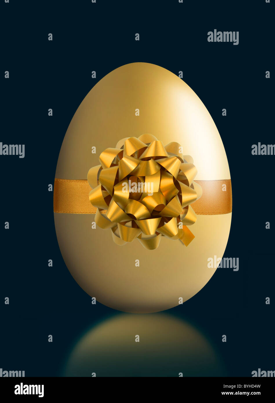 gold easter eggs isolated on a black background Stock Photo