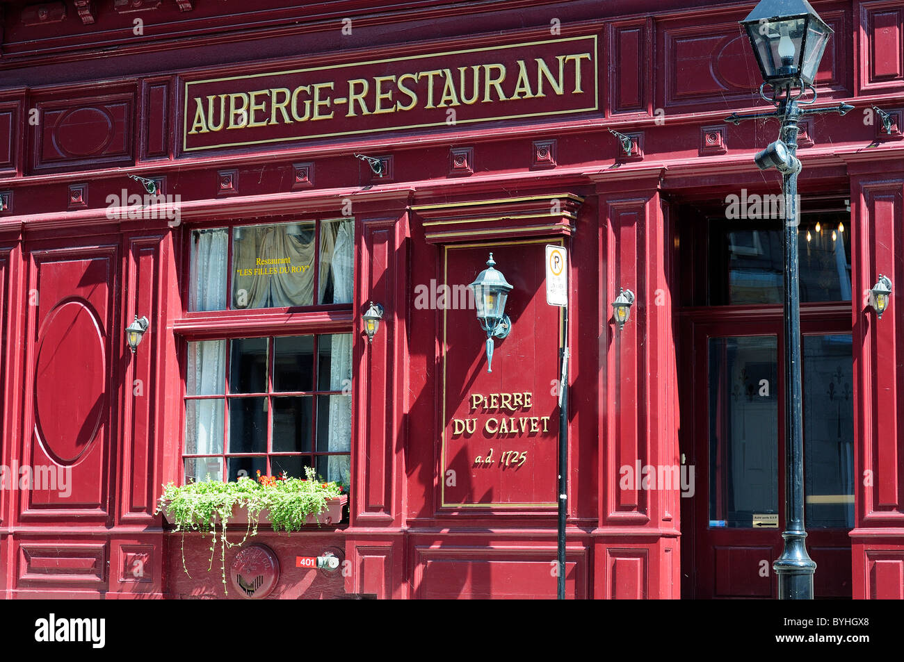 Auberge du vieux port hi-res stock photography and images - Alamy