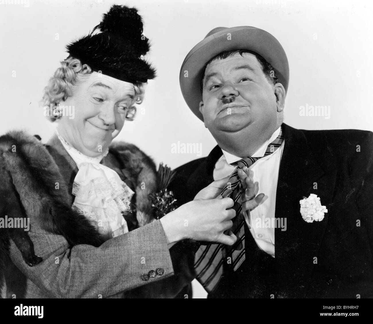 LAUREL AND HARDY Film comic duo with the thin English-born Stan Laurel  (1890-1965) and tubby American Oliver Hardy (1892-1957 Stock Photo - Alamy