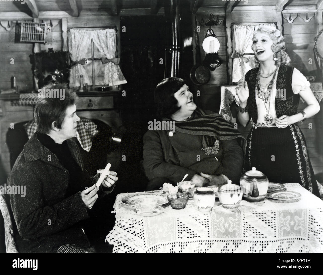 THE BOHEMIAN GIRL 1936 Hal Roach/MGM film with from left Stan Laurel, Oliver Hardy and Jacqueline Wells Stock Photo