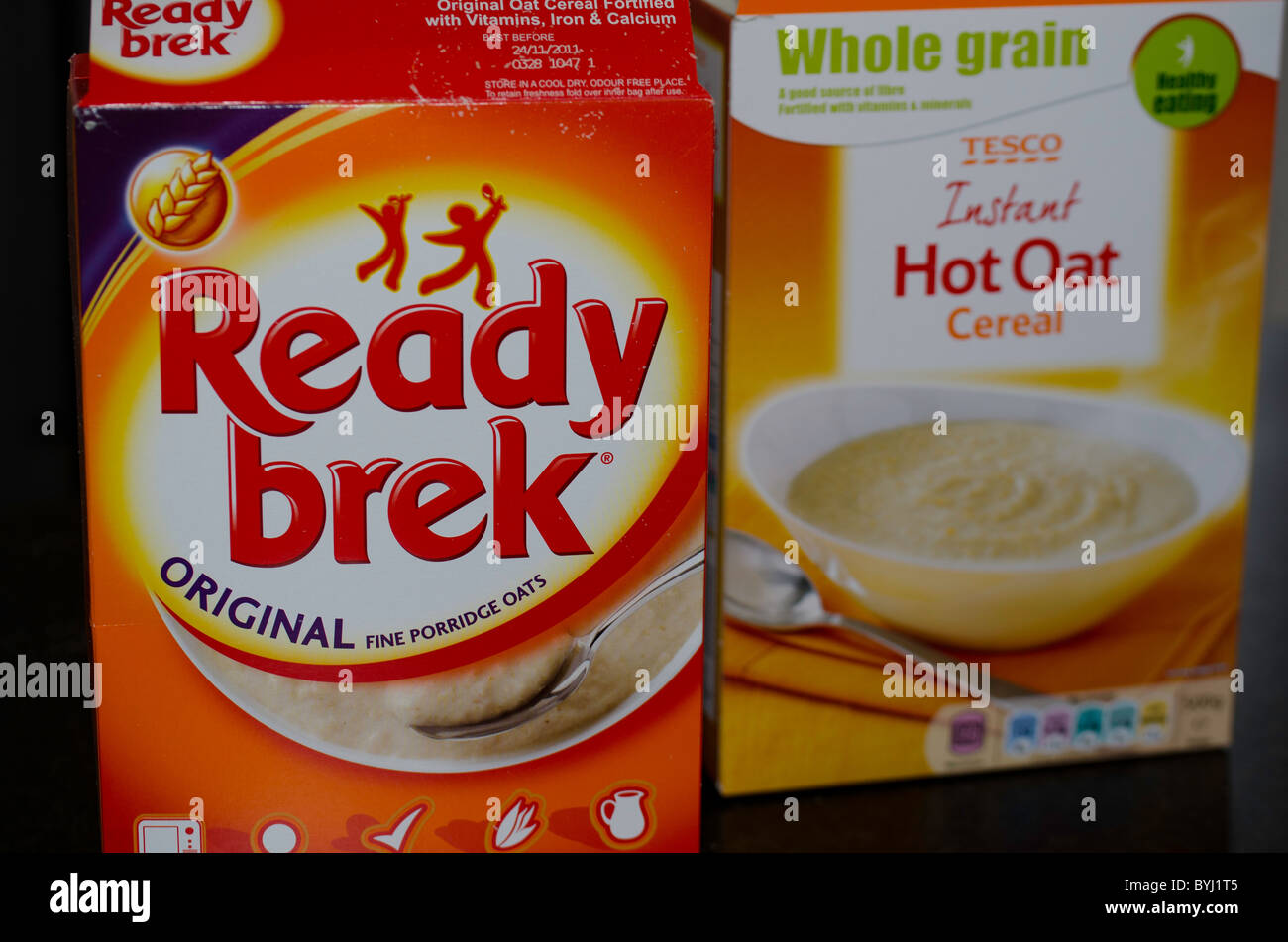 Breakfast oat cereals, Ready break and Tesco own brand, Hot oats Stock  Photo - Alamy