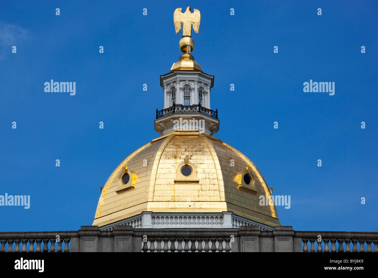 USA, New Hampshire, Concord, Golden dome and eagle atop New Hampshire