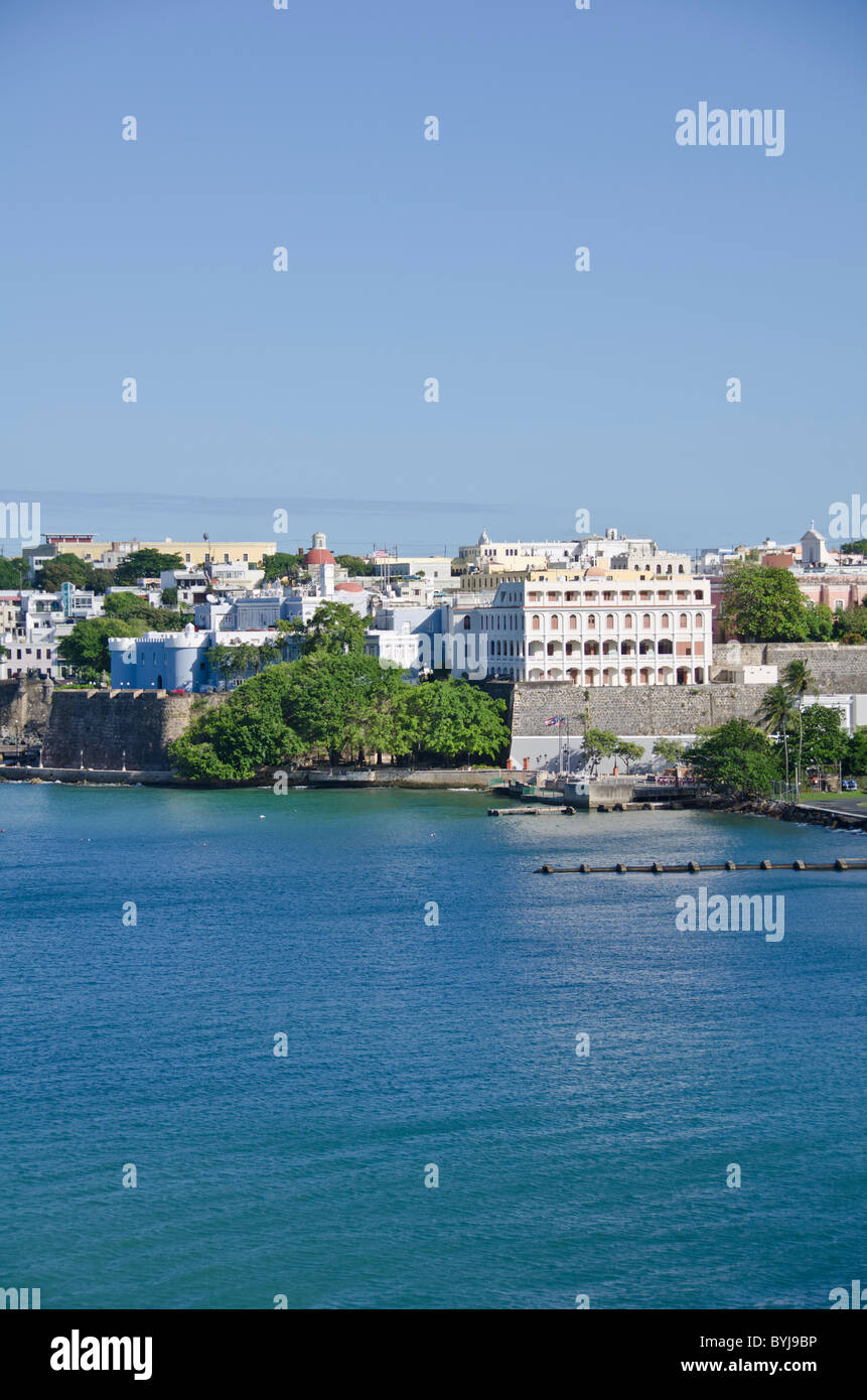 Old san juan buildings puerto rico hi-res stock photography and images ...
